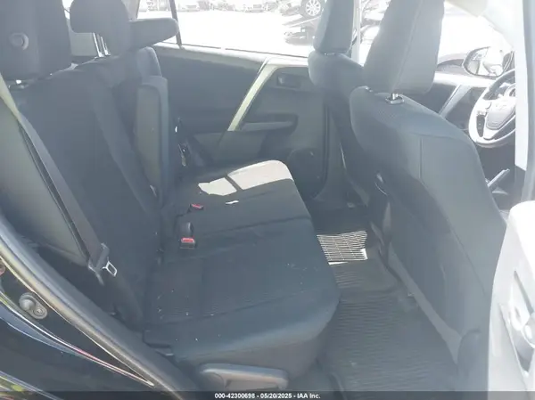 2T3BFREV0JW809513 2018 TOYOTA RAV 4 - Image 8