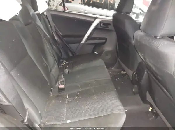 2T3BFREV0JW810368 2018 TOYOTA RAV 4 - Image 8