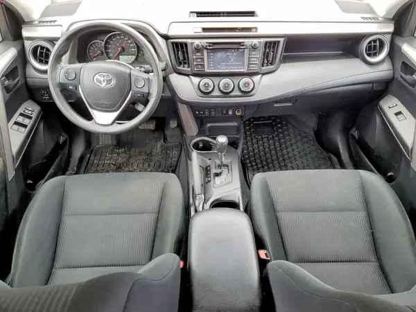 2016 TOYOTA RAV 4 auction photo 8