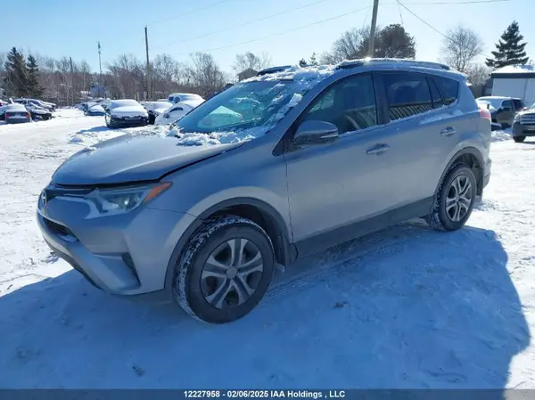2T3BFREV1GW517121 2016 TOYOTA RAV 4 - Image 2