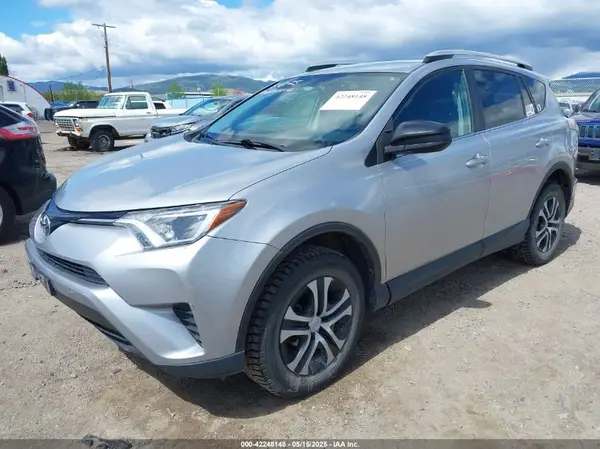 2T3BFREV1GW530323 2016 TOYOTA RAV 4 - Image 2