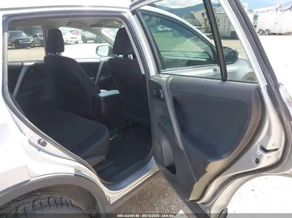 2T3BFREV1GW530323 2016 TOYOTA RAV 4 - Image 8
