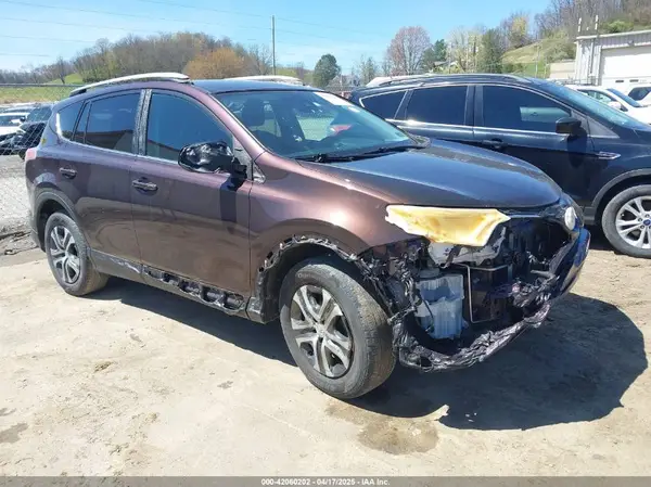 2T3BFREV1HW566109 2017 TOYOTA RAV 4 - Image 1