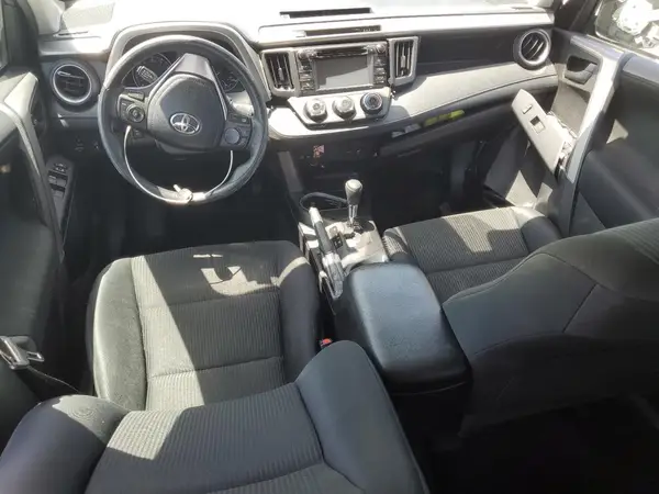 2T3BFREV1HW566613 2017 TOYOTA RAV 4 - Image 8