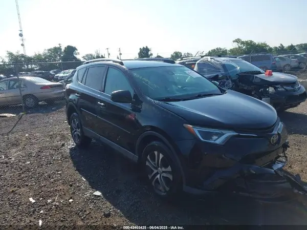 2T3BFREV1HW609136 2017 TOYOTA RAV 4 - Image 1