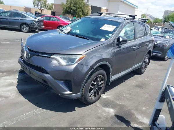 2T3BFREV1HW621724 2017 TOYOTA RAV 4 - Image 2