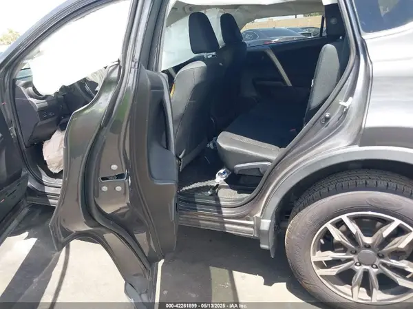 2T3BFREV1HW621724 2017 TOYOTA RAV 4 - Image 8