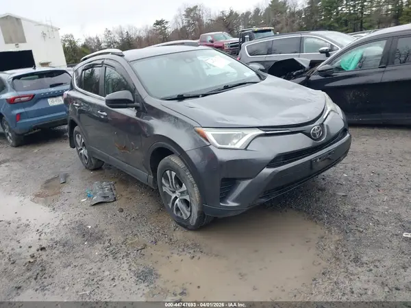 2T3BFREV1HW655355 2017 TOYOTA RAV 4 - Image 1