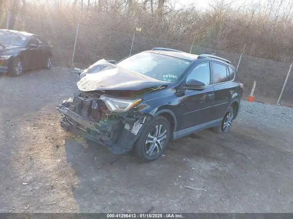 2T3BFREV1HW659809 2017 TOYOTA RAV 4 - Image 2