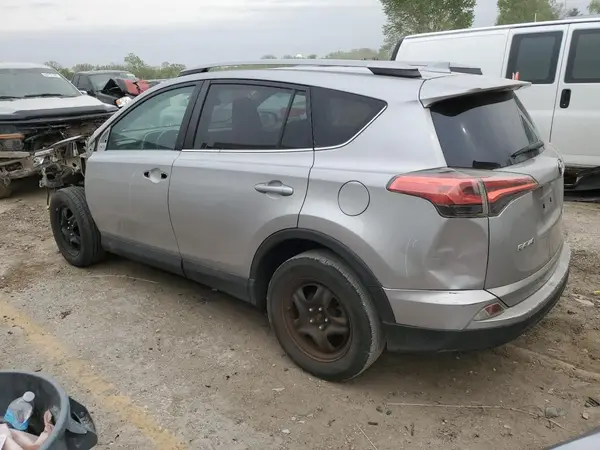 2T3BFREV1HW662175 2017 TOYOTA RAV 4 - Image 2