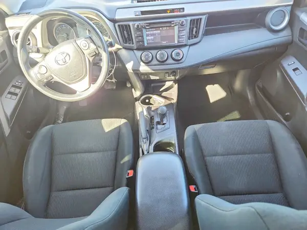 2T3BFREV1HW663200 2017 TOYOTA RAV 4 - Image 8