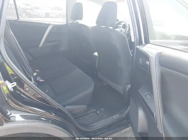 2T3BFREV1JW722283 2018 TOYOTA RAV 4 - Image 8
