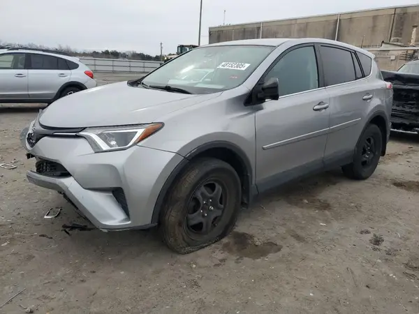 2T3BFREV1JW745286 2018 TOYOTA RAV 4 - Image 1