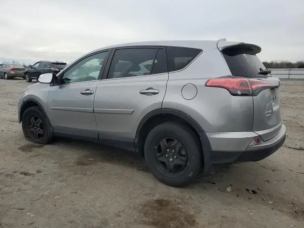 2T3BFREV1JW745286 2018 TOYOTA RAV 4 - Image 2