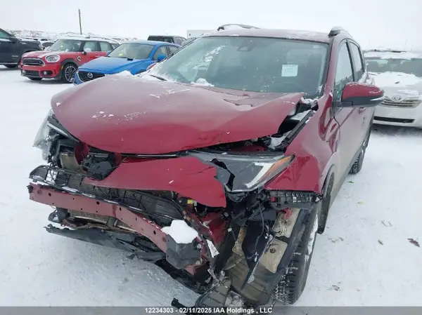 2T3BFREV1JW855092 2018 TOYOTA RAV 4 - Image 2