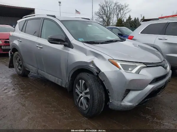 2T3BFREV2GW424446 2016 TOYOTA RAV 4 - Image 1