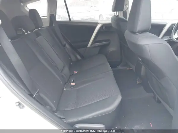 2T3BFREV2GW480676 2016 TOYOTA RAV 4 - Image 8