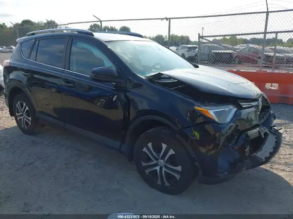 2T3BFREV2GW481312 2016 TOYOTA RAV 4 - Image 1