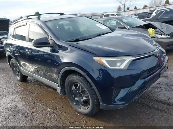 2T3BFREV2HW559797 2017 TOYOTA RAV 4 - Image 1