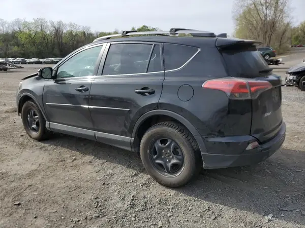2T3BFREV2HW572095 2017 TOYOTA RAV 4 - Image 2