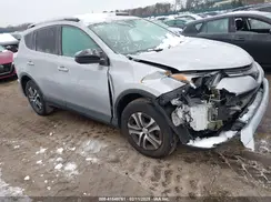 2T3BFREV2HW574591 2017 TOYOTA RAV 4
