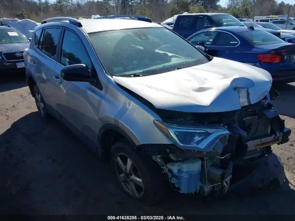 2T3BFREV2HW590466 2017 TOYOTA RAV 4 - Image 1