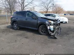 2T3BFREV2HW598129 2017 TOYOTA RAV 4