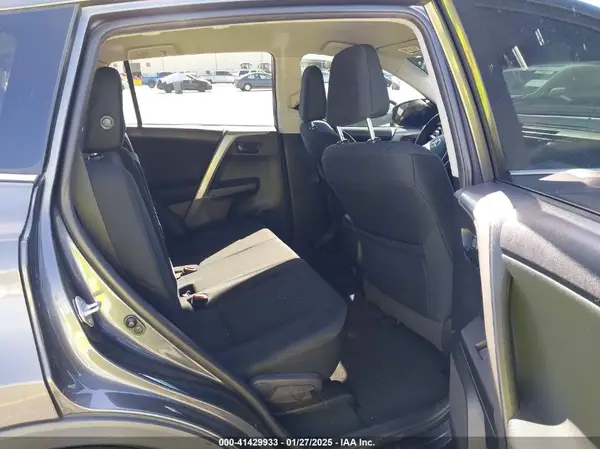 2T3BFREV2HW653341 2017 TOYOTA RAV 4 - Image 8