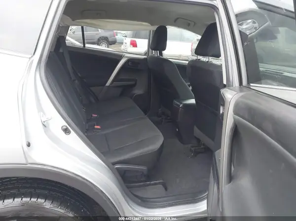 2T3BFREV2HW662346 2017 TOYOTA RAV 4 - Image 8