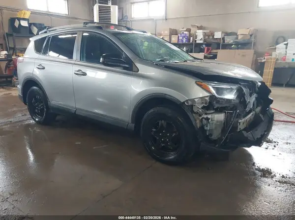 2T3BFREV2HW662508 2017 TOYOTA RAV 4 - Image 1