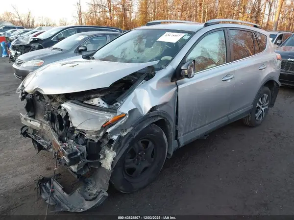 2T3BFREV2HW674500 2017 TOYOTA RAV 4 - Image 2