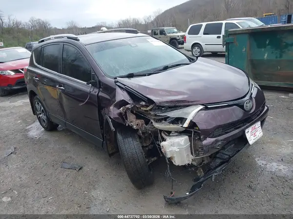 2T3BFREV2HW677915 2017 TOYOTA RAV 4 - Image 1
