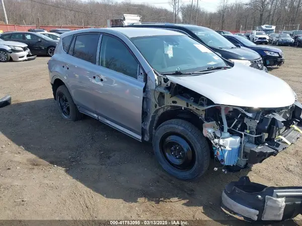 2T3BFREV2HW688140 2017 TOYOTA RAV 4 - Image 1