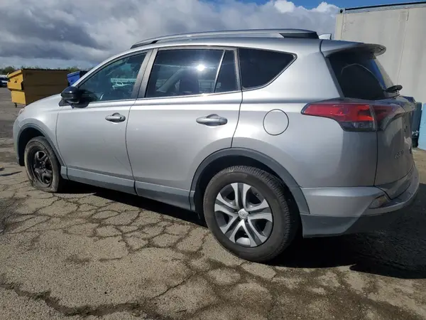 2T3BFREV2JW726472 2018 TOYOTA RAV 4 - Image 2
