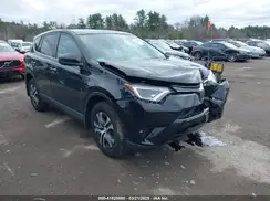 2T3BFREV2JW737696 2018 TOYOTA RAV 4