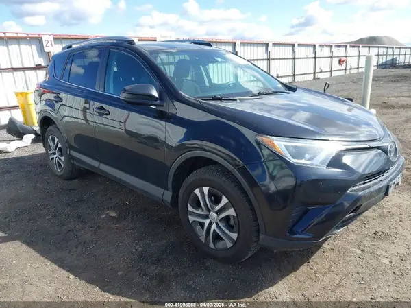2T3BFREV2JW749735 2018 TOYOTA RAV 4 - Image 1