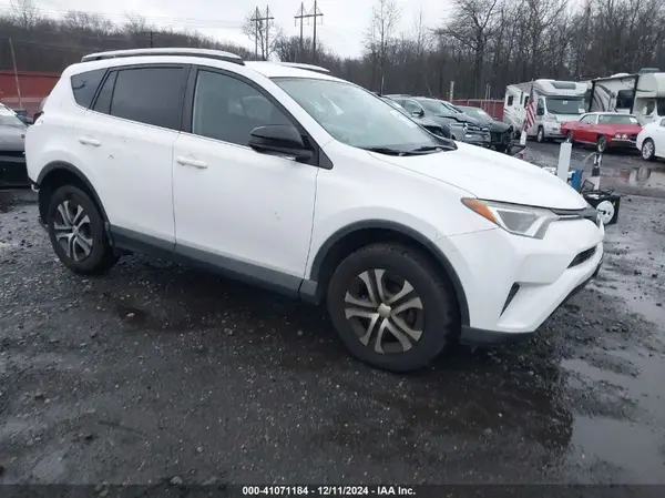 2T3BFREV3GW438243 2016 TOYOTA RAV 4 - Image 1