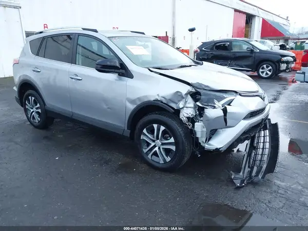2T3BFREV3GW473851 2016 TOYOTA RAV 4 - Image 1