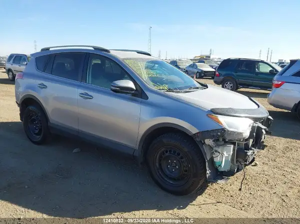 2T3BFREV3GW496658 2016 TOYOTA RAV 4 - Image 1