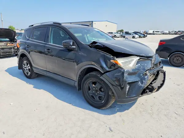 2017 TOYOTA RAV 4 COPART lot 63760916 auction photo 4