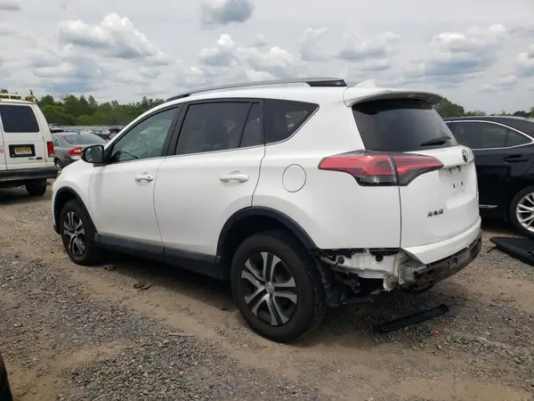 2T3BFREV3HW607940 2017 TOYOTA RAV 4 - Image 2