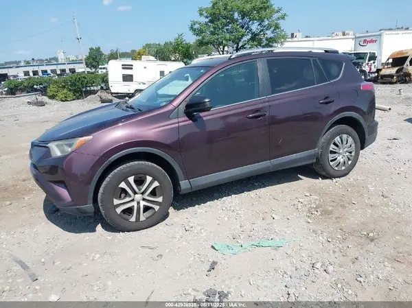 2T3BFREV3HW629372 2017 TOYOTA RAV 4 - Image 2