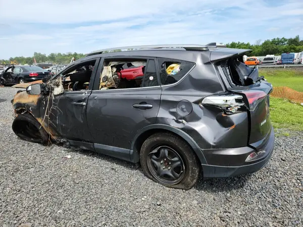 2T3BFREV3HW660993 2017 TOYOTA RAV 4 - Image 2