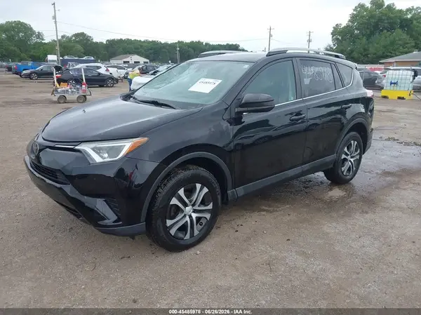 2T3BFREV3HW693380 2017 TOYOTA RAV 4 - Image 2