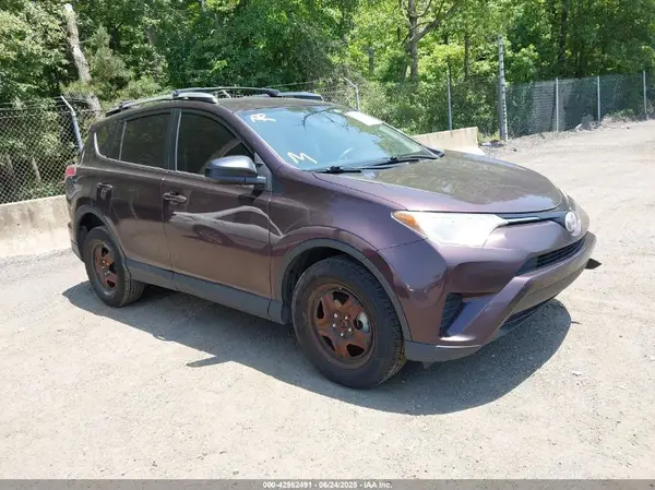 2T3BFREV3JW747895 2018 TOYOTA RAV 4 - Image 1