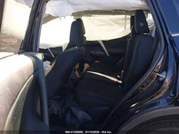 2T3BFREV3JW792416 2018 TOYOTA RAV 4 - Image 8