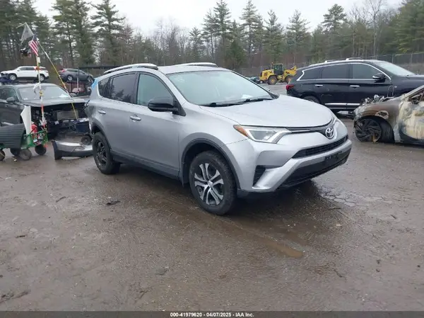 2T3BFREV4GW419670 2016 TOYOTA RAV 4 - Image 1