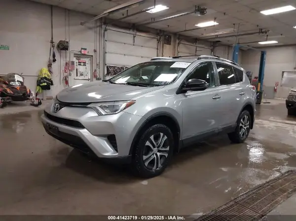 2T3BFREV4GW504850 2016 TOYOTA RAV 4 - Image 2
