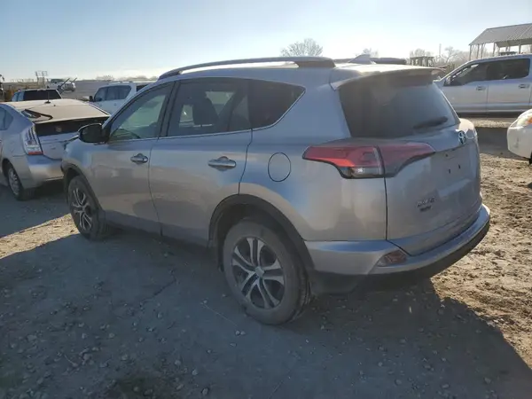 2T3BFREV4HW546064 2017 TOYOTA RAV 4 - Image 2