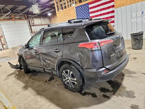 2T3BFREV4HW556030 2017 TOYOTA RAV 4 - Image 2
